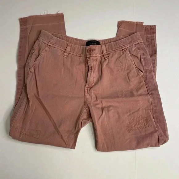 J. Crew Pants - J.CREW Dusty Pink distressed chino pant Size 2 Ankle Cropped Preppy Beach Summer